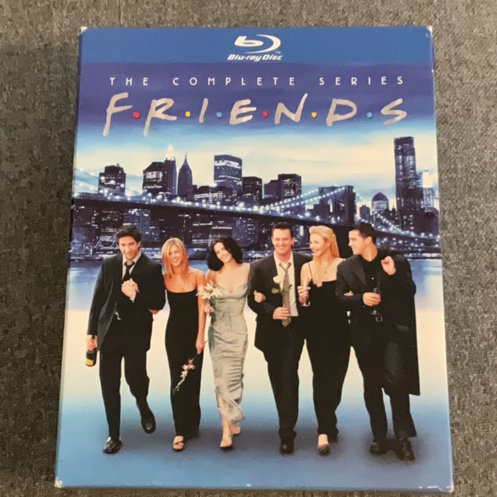 Friends Complete Series Blu Ray Set EUC Never Used